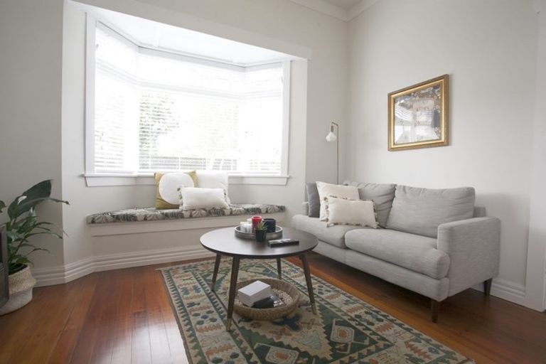 Photo of property in 187 Mount Smart Road, Onehunga, Auckland, 1061