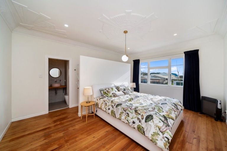 Photo of property in 167 Saint Aubyn Street, New Plymouth, 4310