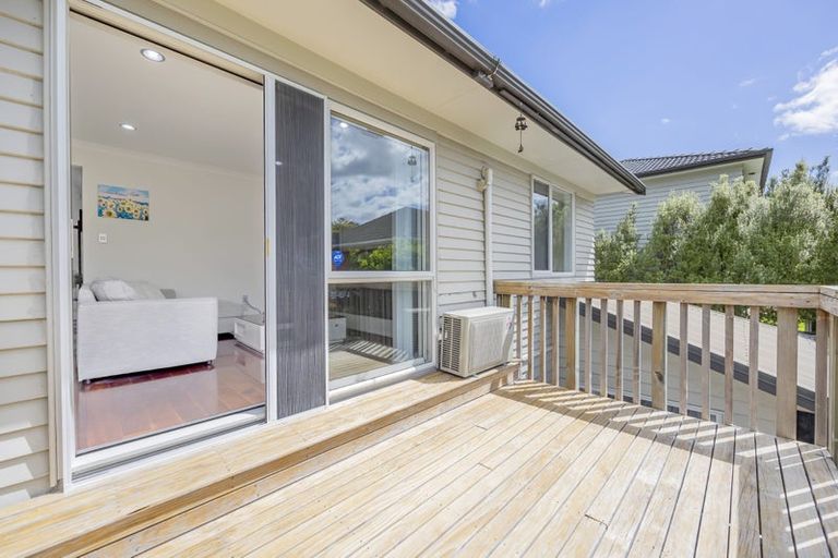 Photo of property in 22 Merriefield Avenue, Forrest Hill, Auckland, 0620