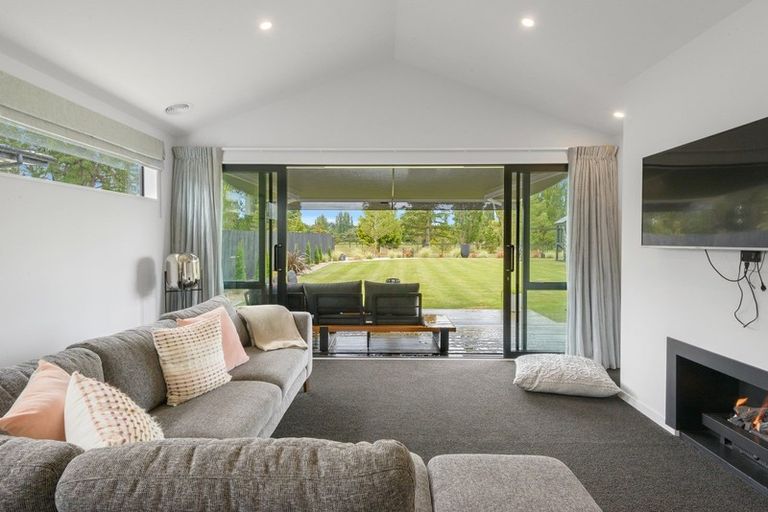 Photo of property in 5 Kawharu Street, Marshland, Christchurch, 8083