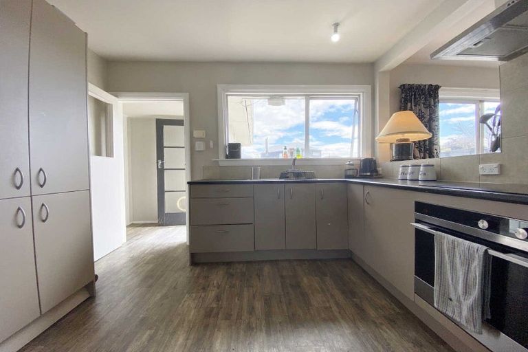 Photo of property in 121 Pages Road, Wainoni, Christchurch, 8061