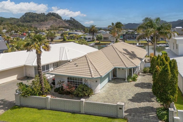 Photo of property in 513 Waterways Parade, Pauanui, Hikuai, 3579