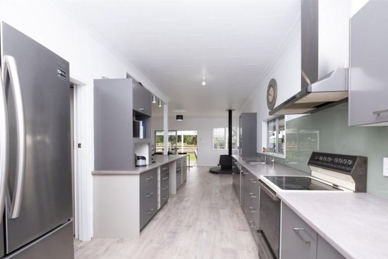 Photo of property in 444 Fraser Road, Normanby, Hawera, 4673