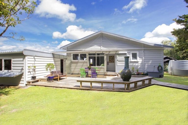 Photo of property in 34 Awanui Crescent, Matakana, Warkworth, 0985