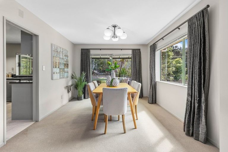 Photo of property in 12 Kunzea Place, Greenhithe, Auckland, 0632