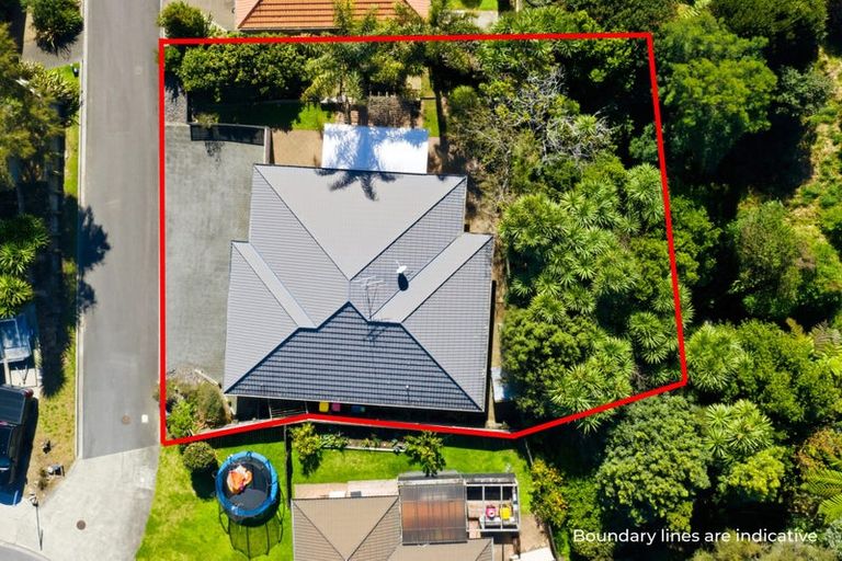 Photo of property in 18 Bateleur Close, Welcome Bay, Tauranga, 3112
