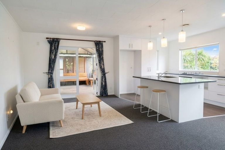 Photo of property in 7a Choice Avenue, Henderson, Auckland, 0612