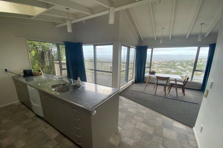 Photo of property in 84 Mitchell Street, Brooklyn, Wellington, 6021