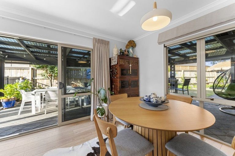 Photo of property in 29 Mcleod Place, Papamoa Beach, Papamoa, 3118