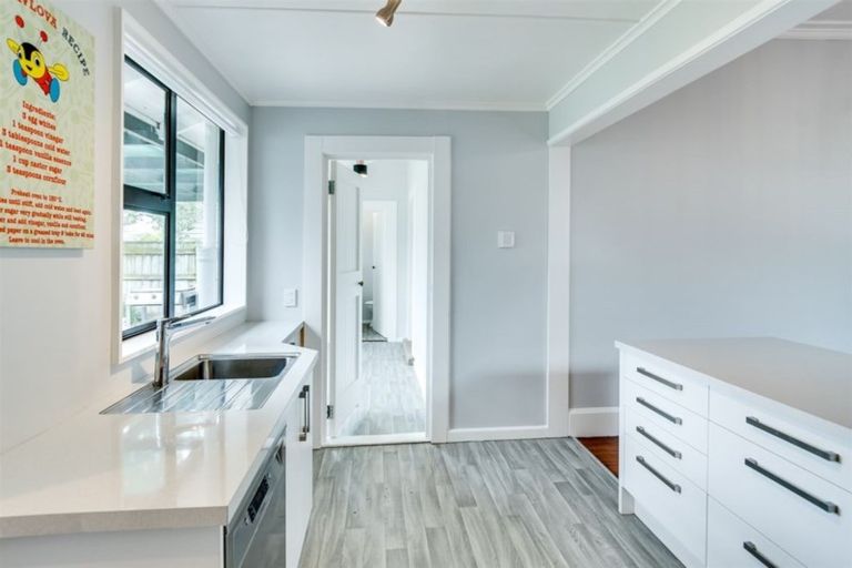 Photo of property in 82 Vigor Brown Street, Napier South, Napier, 4110