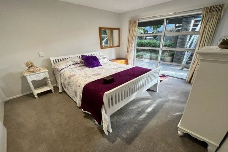 Photo of property in 13 Tranquility Rise, Mellons Bay, Auckland, 2014