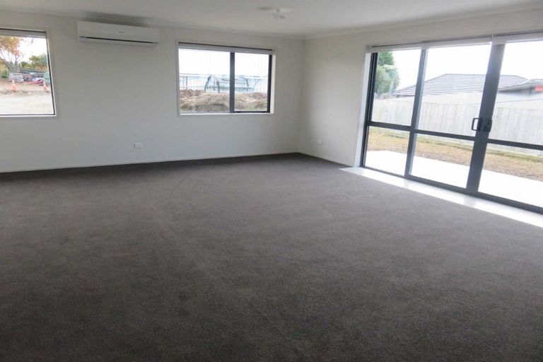 Photo of property in 15 Sinead Court, Grandview Heights, Hamilton, 3200