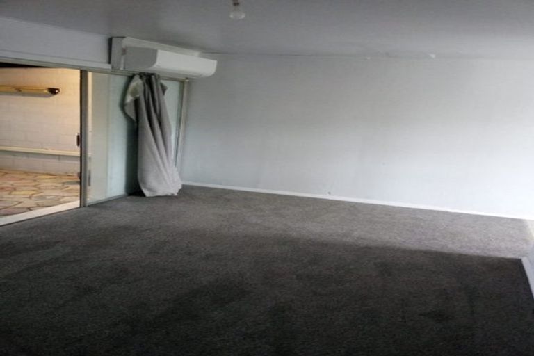 Photo of property in 52 Bell Street, Tawa, Wellington, 5028