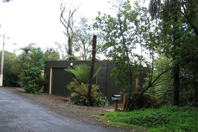 Photo of property in 59 Pohutukawa Avenue, Shelly Park, Auckland, 2014
