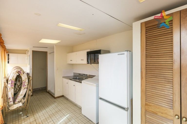 Photo of property in 12 Mertoun Terrace, Highbury, Wellington, 6012