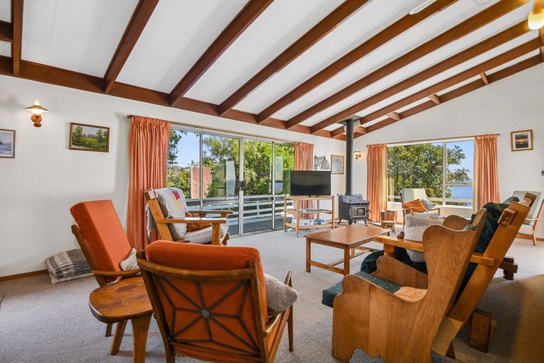 Photo of property in 9 Bydder Terrace, Patons Rock, Takaka, 7182