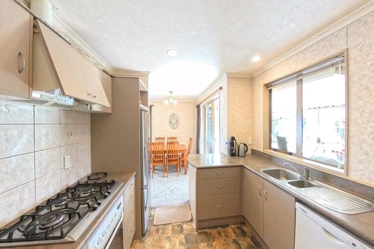 Photo of property in 117 Parnell Heights, Kelvin Grove, Palmerston North, 4414