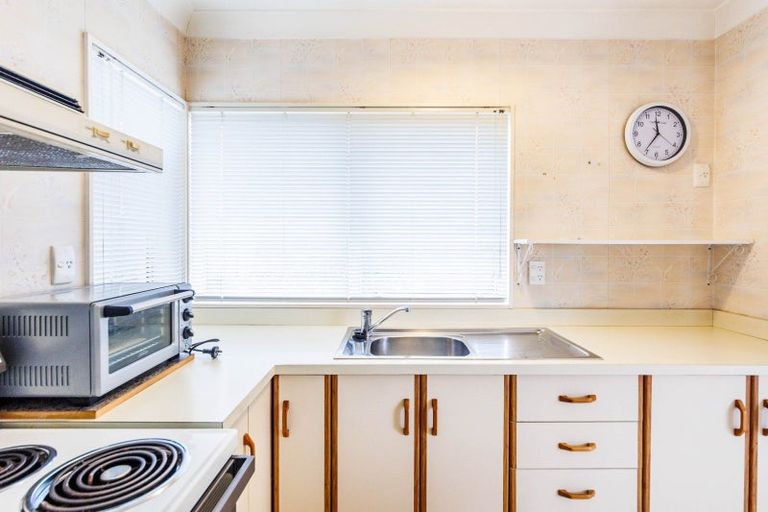 Photo of property in 50a Burns Avenue, Takaro, Palmerston North, 4412