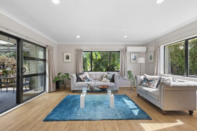 Photo of property in 9 Valleyside Way, Pukekohe, 2120