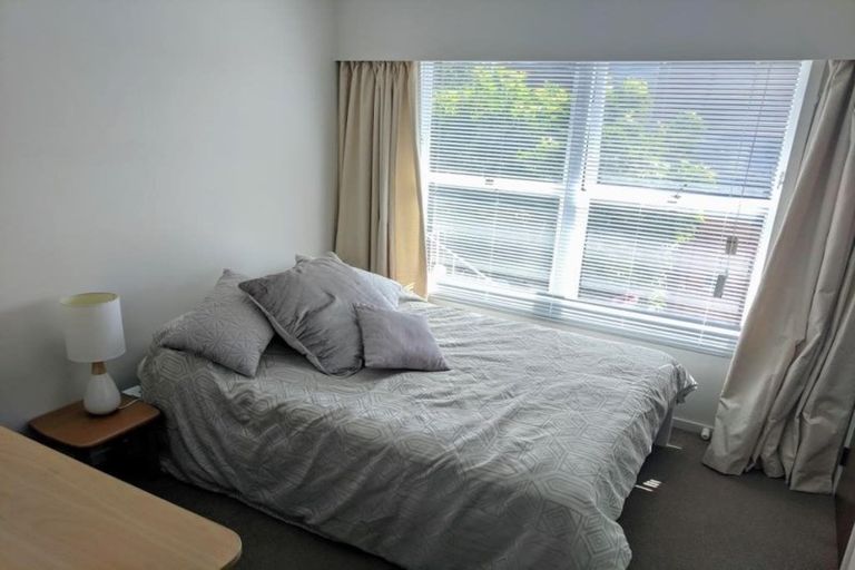 Photo of property in 1/179 Forrest Hill Road, Forrest Hill, Auckland, 0620