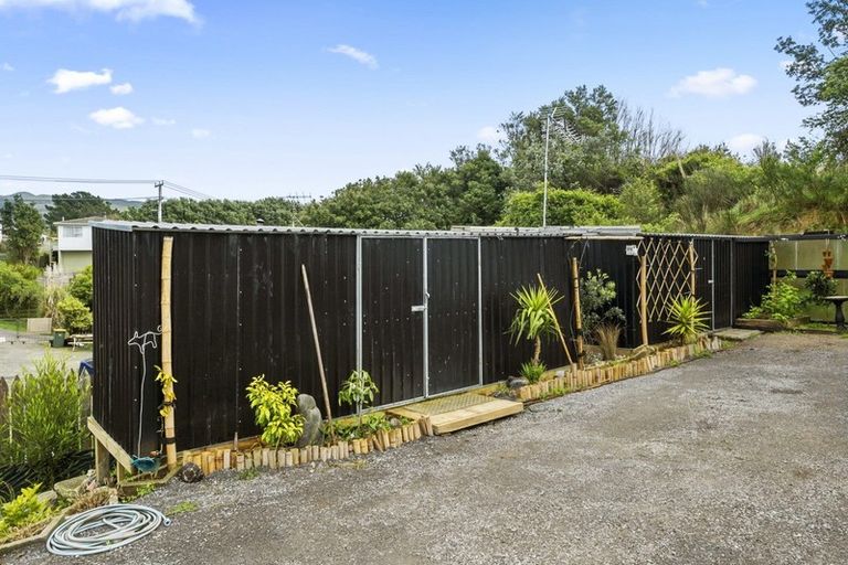 Photo of property in 52 Gear Terrace, Ranui, Porirua, 5024