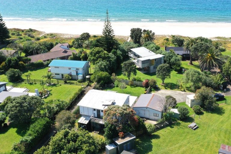 Photo of property in 9 Tuna Place, Whiritoa, Whangamata, 3691