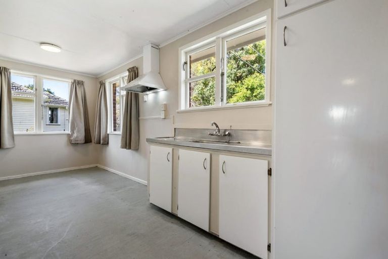 Photo of property in 59 Roberts Avenue, Bayswater, Auckland, 0622