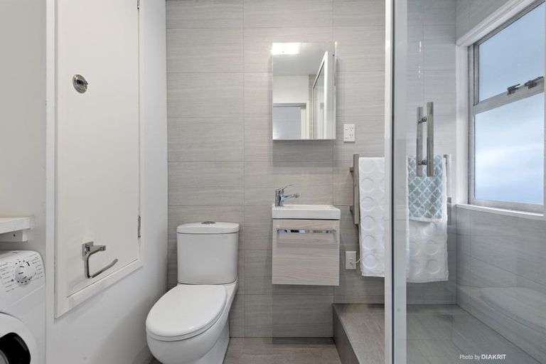 Photo of property in Melksham Towers, 102/131 Brougham Street, Mount Victoria, Wellington, 6011