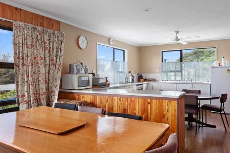 Photo of property in 2 Pioneer Place, Matata, Whakatane, 3194