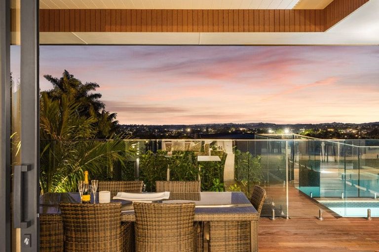 Photo of property in 328 Upper Queen Street, Pukekohe, 2120