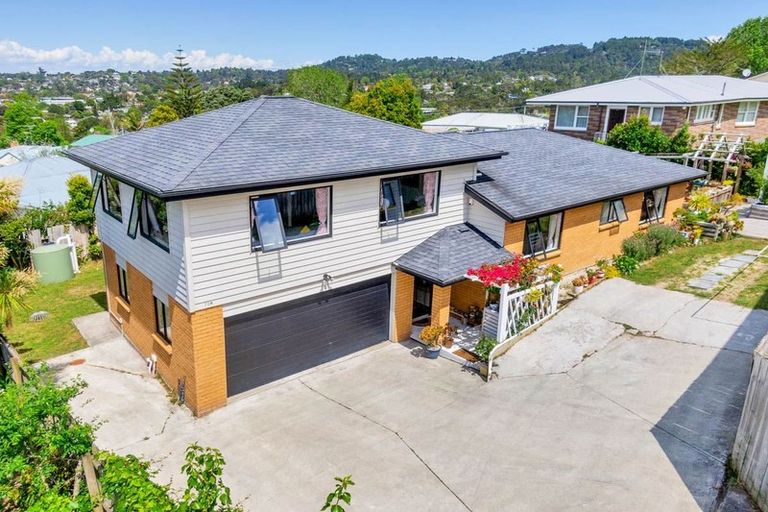 Photo of property in 70d Glengarry Road, Glen Eden, Auckland, 0602