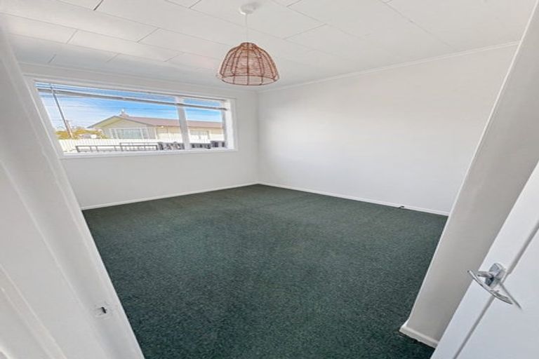 Photo of property in 7a-b Jull Crescent, Waipukurau, 4200