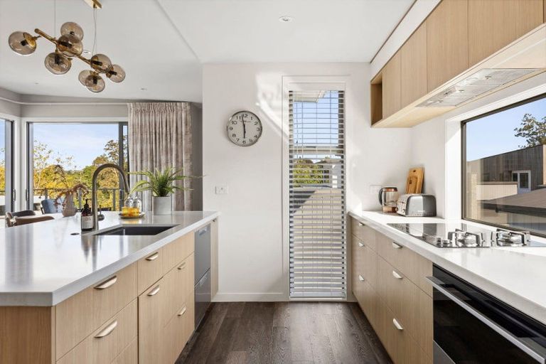 Photo of property in 6 Ada Close, Cambridge, 3434