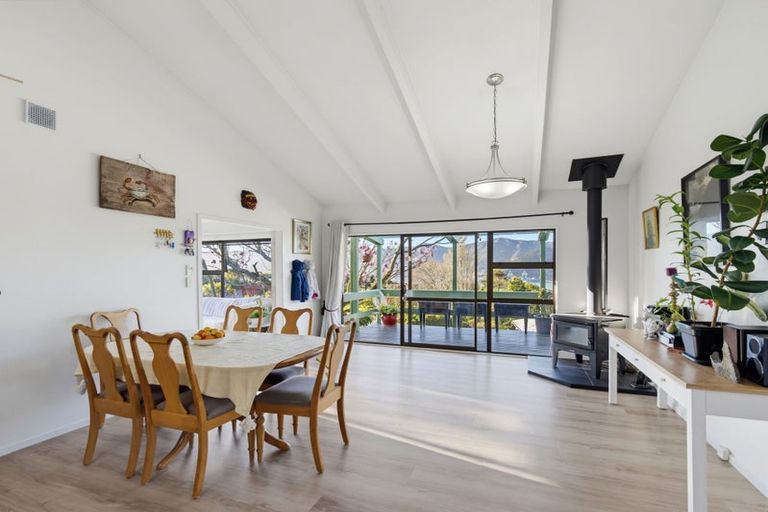 Photo of property in 55 Ranui Crescent, Diamond Harbour, Lyttelton, 8971