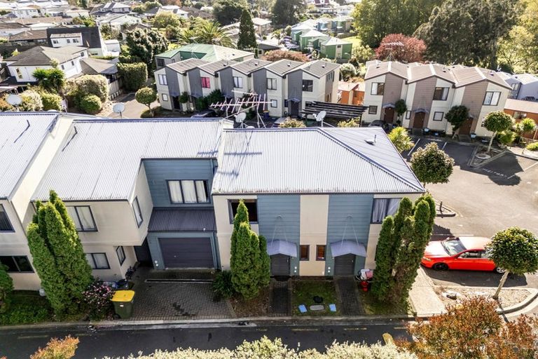 Photo of property in 42 Park Avenue, Papatoetoe, Auckland, 2025