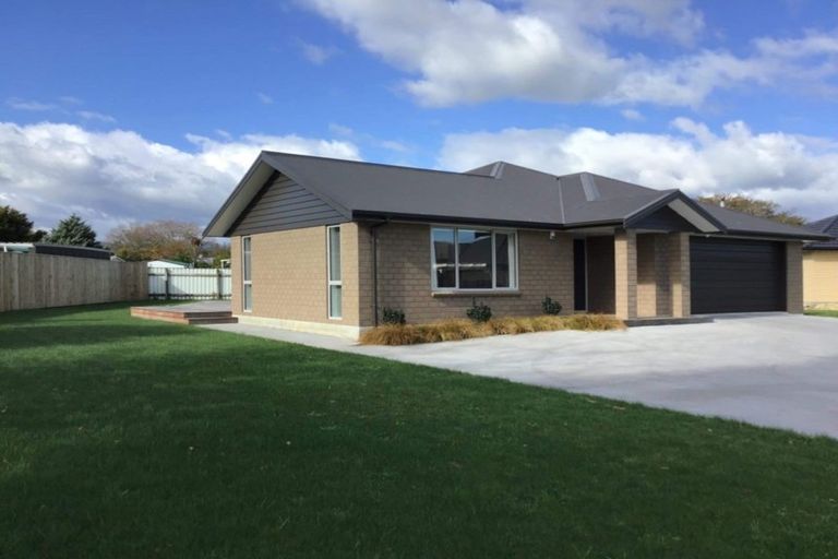 Photo of property in 5 Gladys Place, Levin, 5510