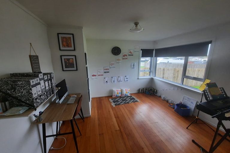 Photo of property in 15 Campbell Street, Hawera, 4610