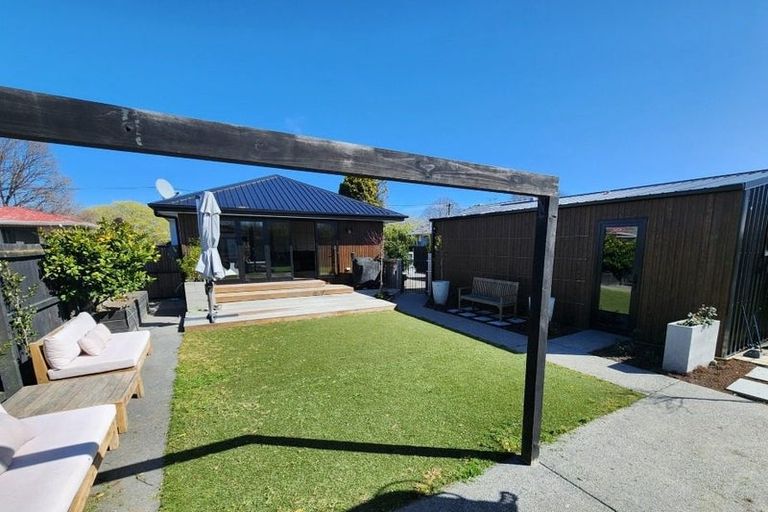 Photo of property in 20 Isleworth Road, Bishopdale, Christchurch, 8053