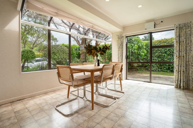 Photo of property in 171 Westchester Drive, Churton Park, Wellington, 6037