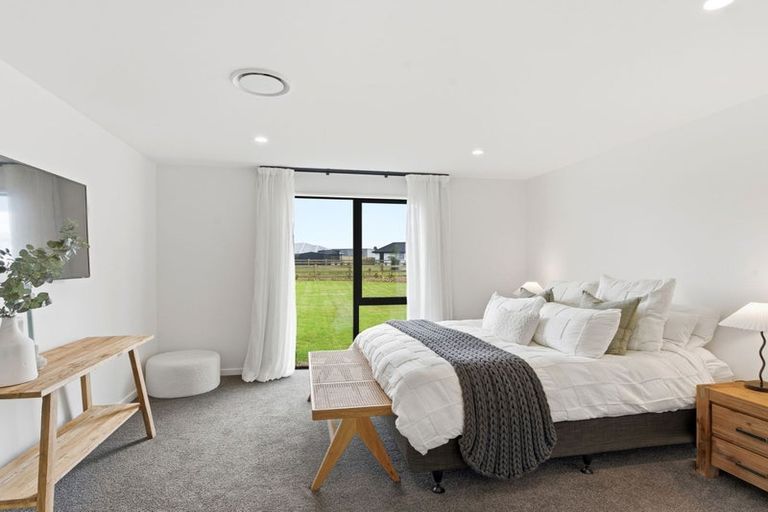 Photo of property in 94 Ridgeland Way, West Melton, 7618