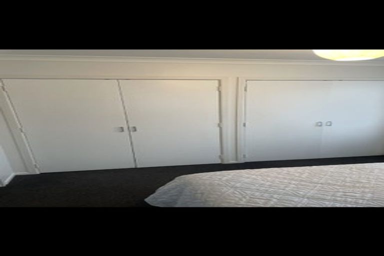 Photo of property in 30 Downe Street, New Plymouth, 4310