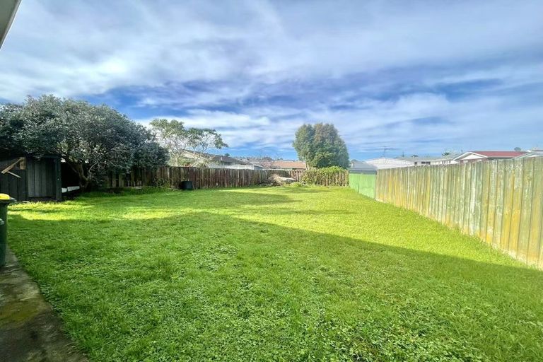 Photo of property in 3/59 Cardiff Road, Pakuranga, Auckland, 2010