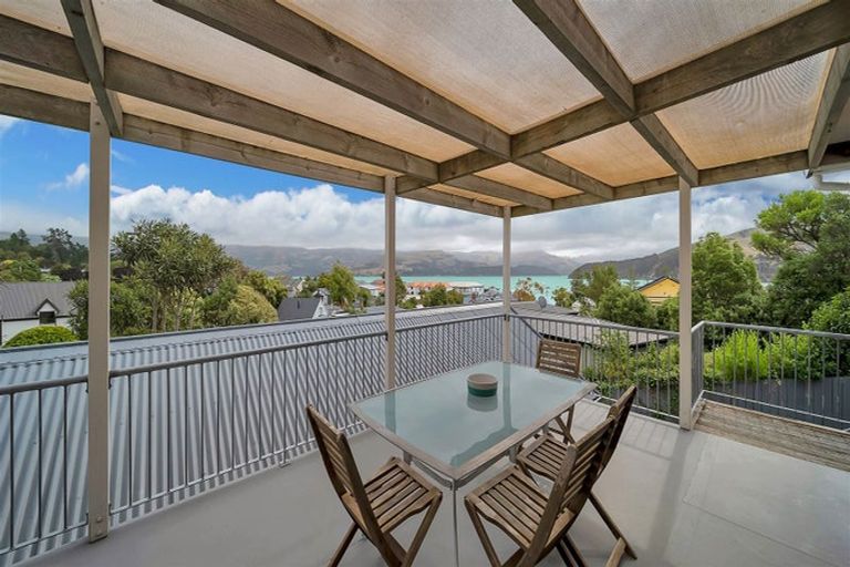 Photo of property in 19 Walnut Place, Akaroa, 7520