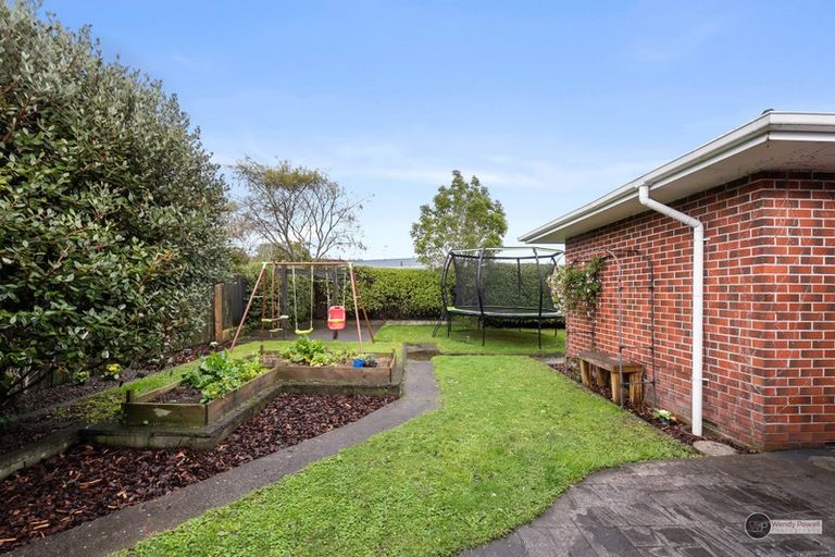 Photo of property in 13 Kiwi Street, Heretaunga, Upper Hutt, 5018