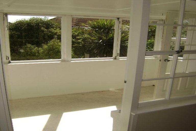 Photo of property in 2/575a Mount Eden Road, Mount Eden, Auckland, 1024