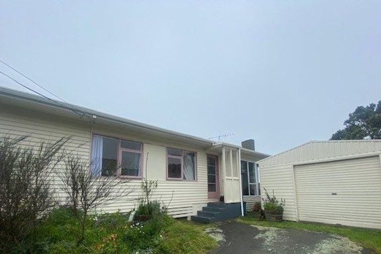 Photo of property in 18 Buckley Road, Southgate, Wellington, 6023