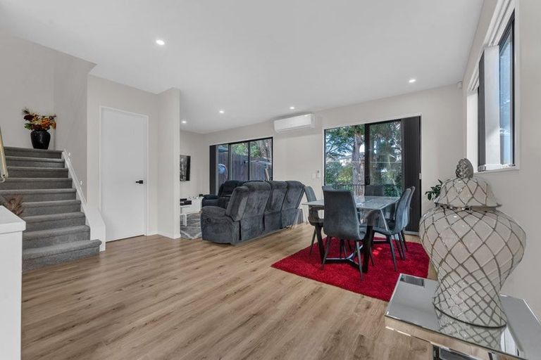 Photo of property in 13 Pumau Place, Flat Bush, Auckland, 2019