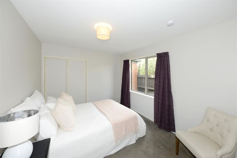 Photo of property in 17 Picton Avenue, Riccarton, Christchurch, 8011