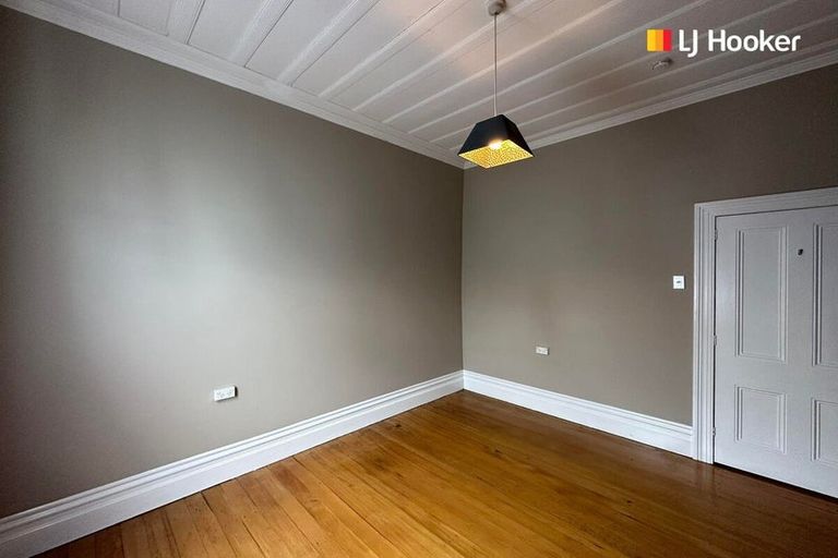 Photo of property in 255 Oxford Street, South Dunedin, Dunedin, 9012