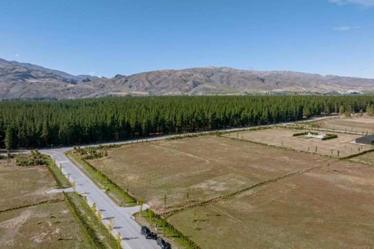 Photo of property in 13 Stone Drive, Cromwell, 9384